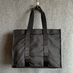 TUMI - Tote